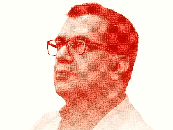 An interview with Hamidreza Shahabadi about the book "The Wandering Coffin"